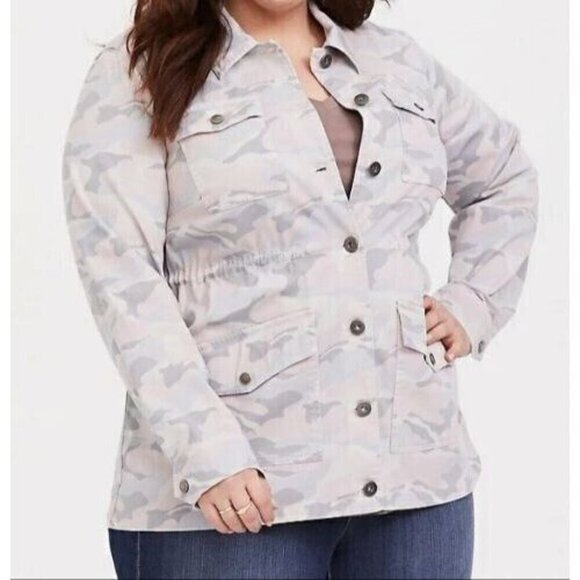 torrid Jackets & Blazers - Torrid 3 Womens 3X Twill Anorak Jacket Pink Camouflage Drawstring Waist Pockets